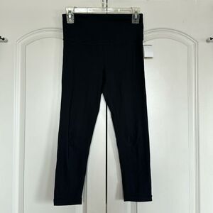 NWOT Zella black Crop high waisted Leggings front waistband hidden pocket